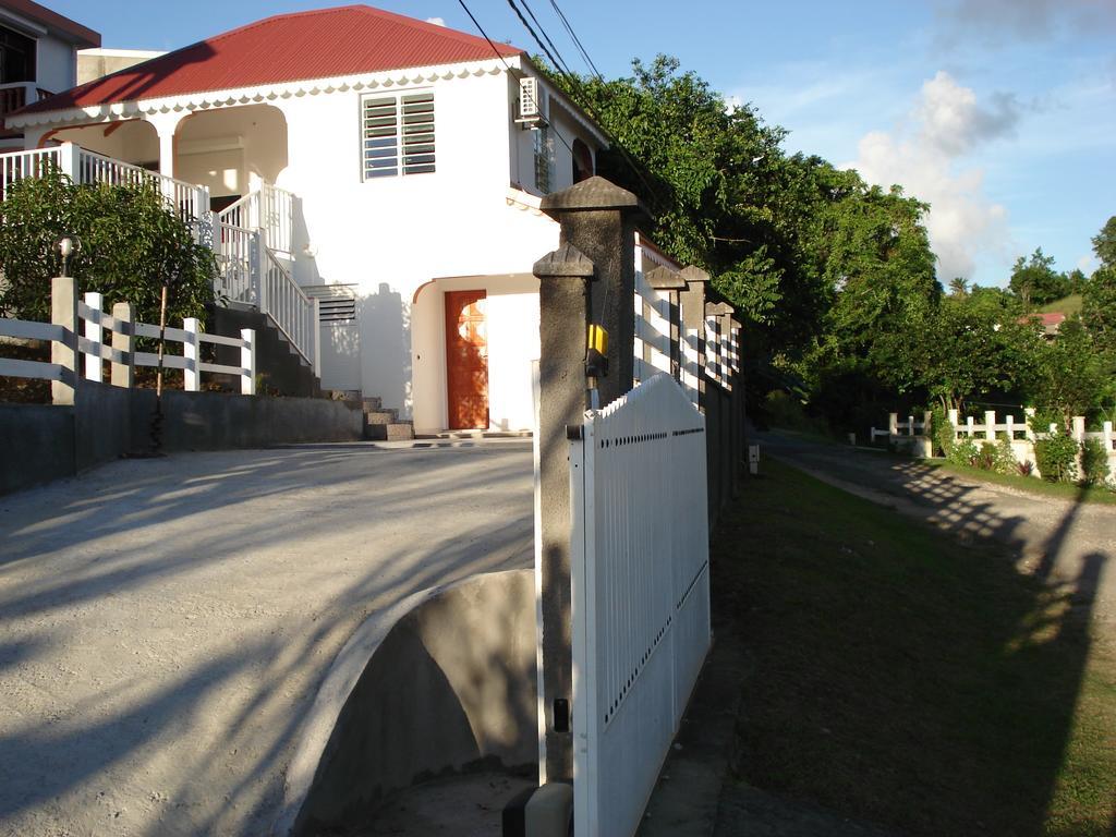 Gîte Acélie Morne-a-l'Eau Esterno foto